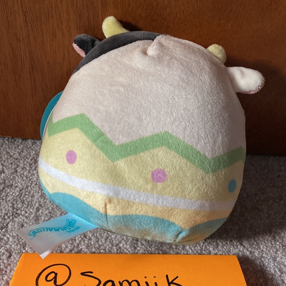 Squishmallow Connor the Cow Easter 5” - Picture 2 of 3
